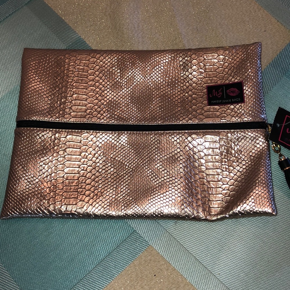 Makeup bag